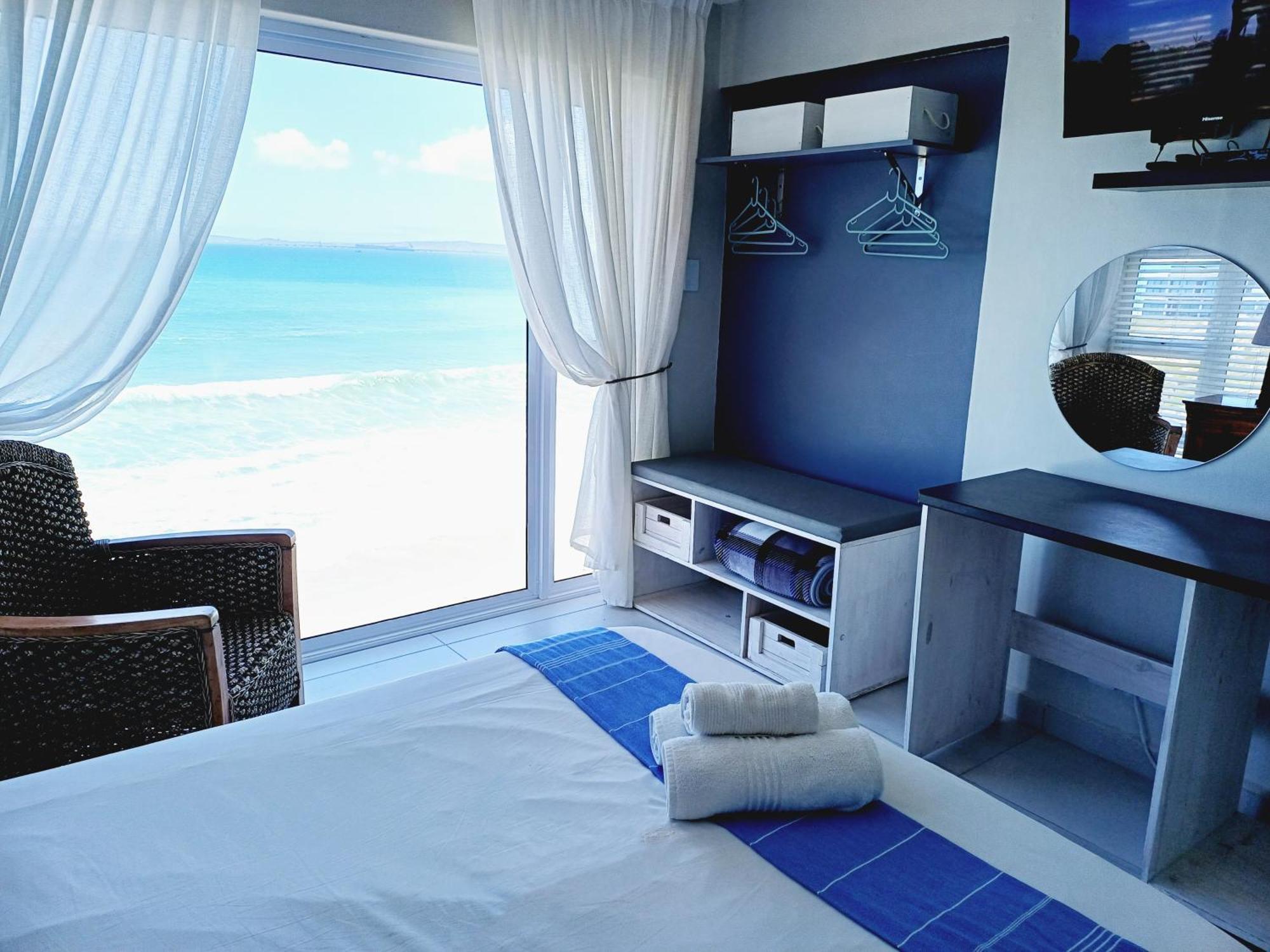 Langebaan Beach Towers Esterno foto