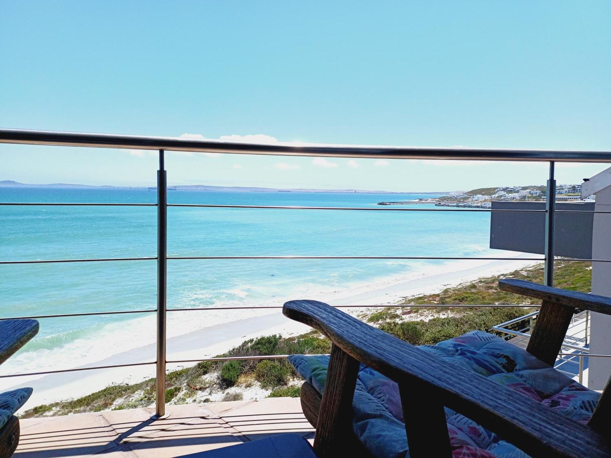 Langebaan Beach Towers Esterno foto