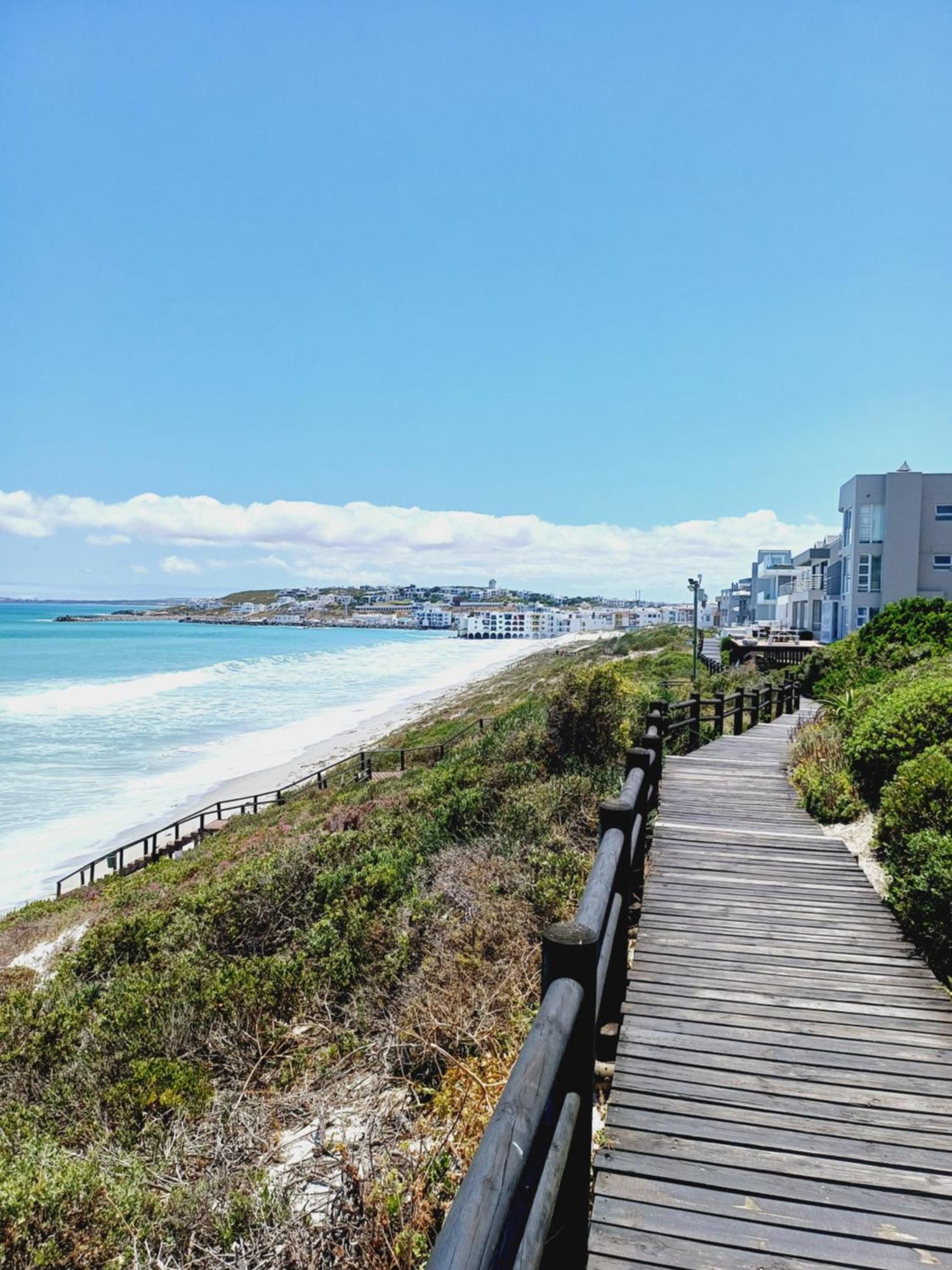 Langebaan Beach Towers Esterno foto