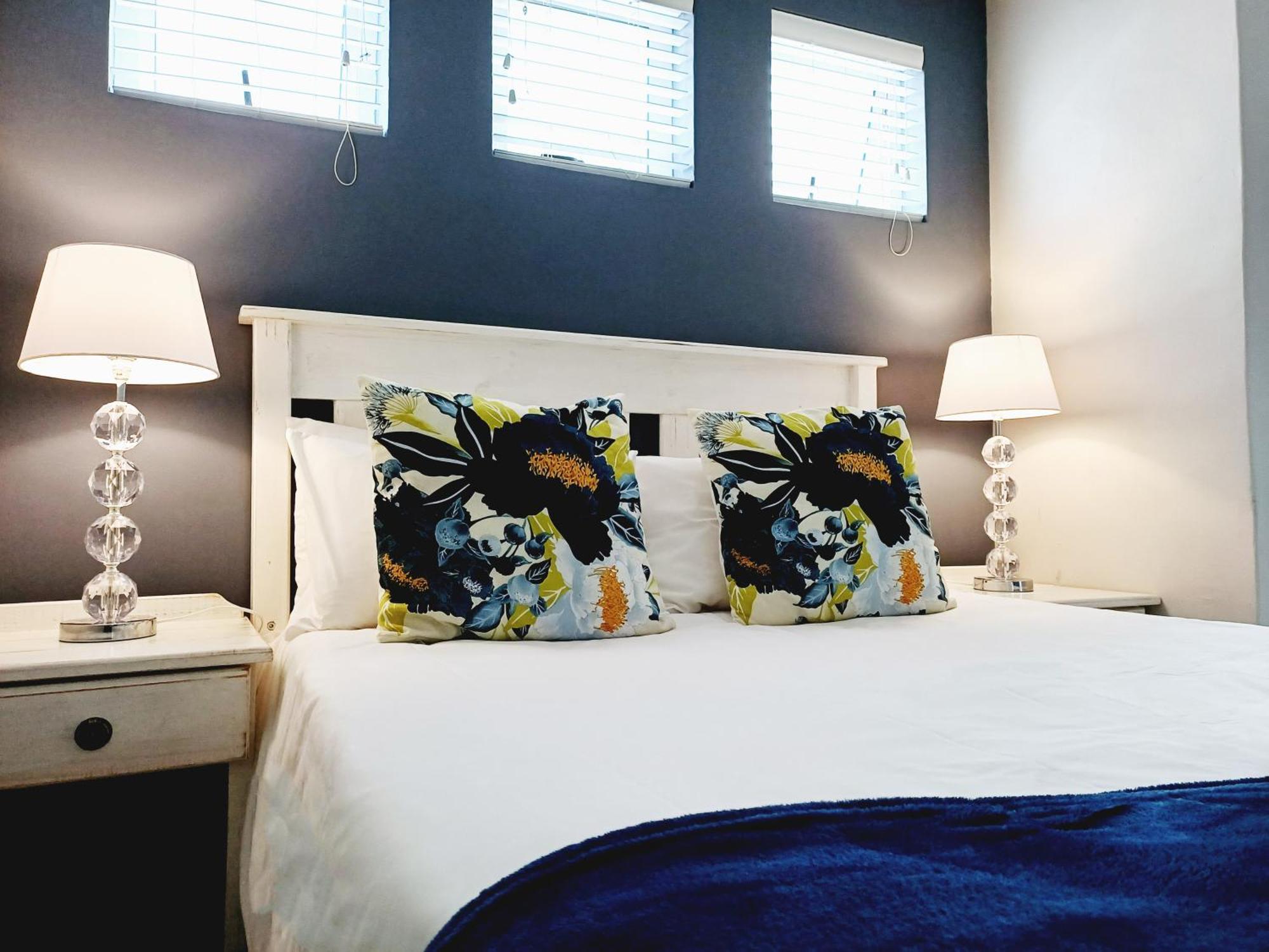 Langebaan Beach Towers Esterno foto